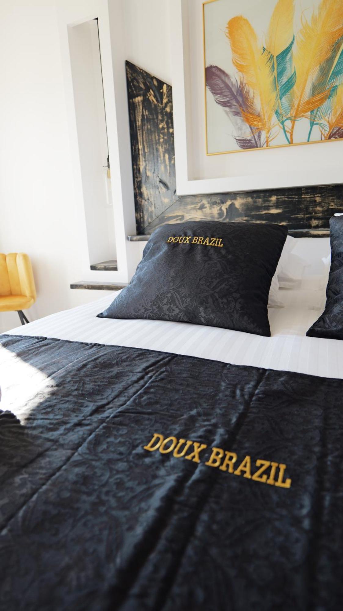 Chambres D'Hotes Doux Brazil Lisle-sur-Tarn Ngoại thất bức ảnh